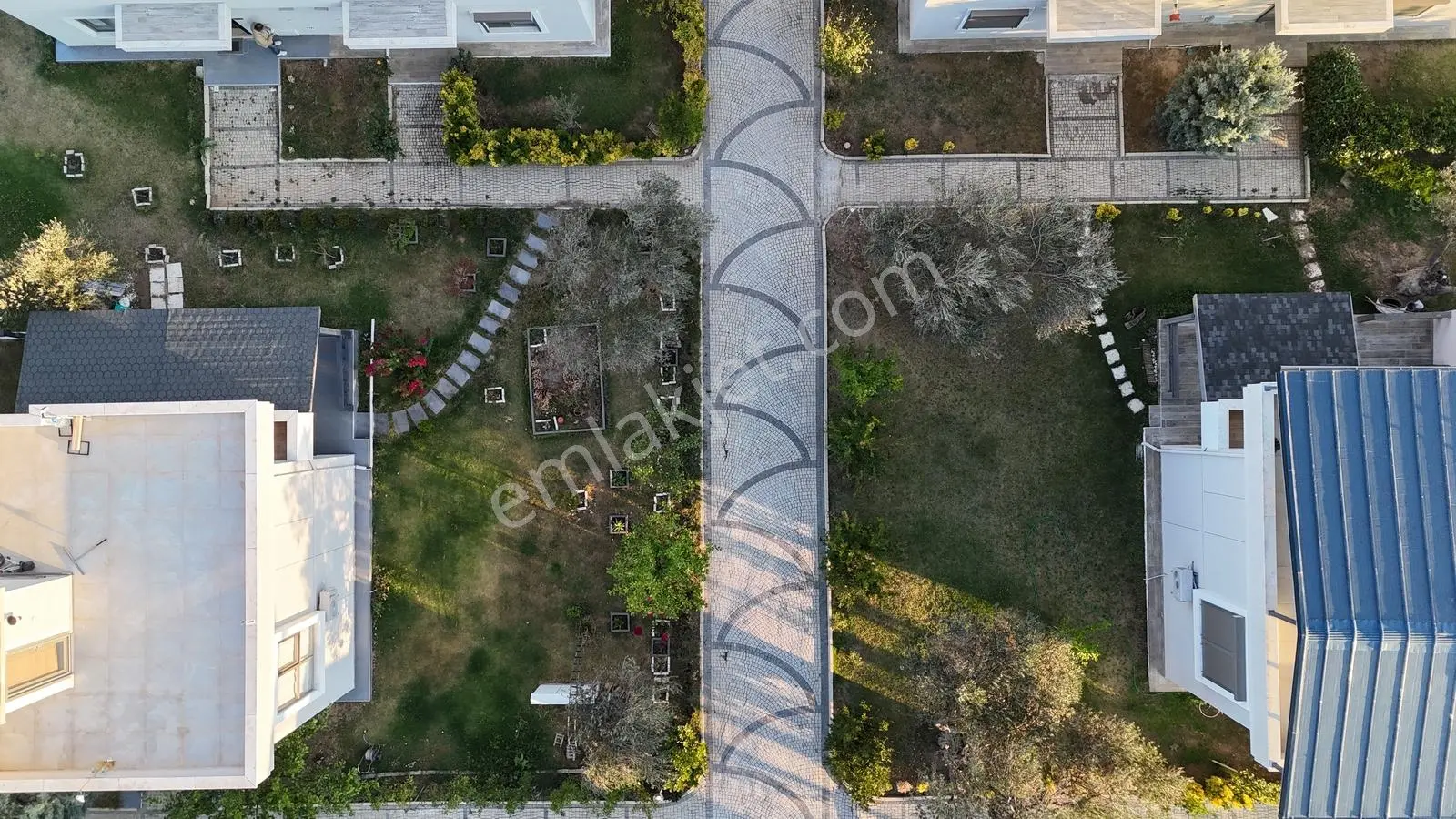 Onmax Karaağaç Bünül Sahilde 3+1 Site İçerisinde Satılık Villa — fotoğraf 35