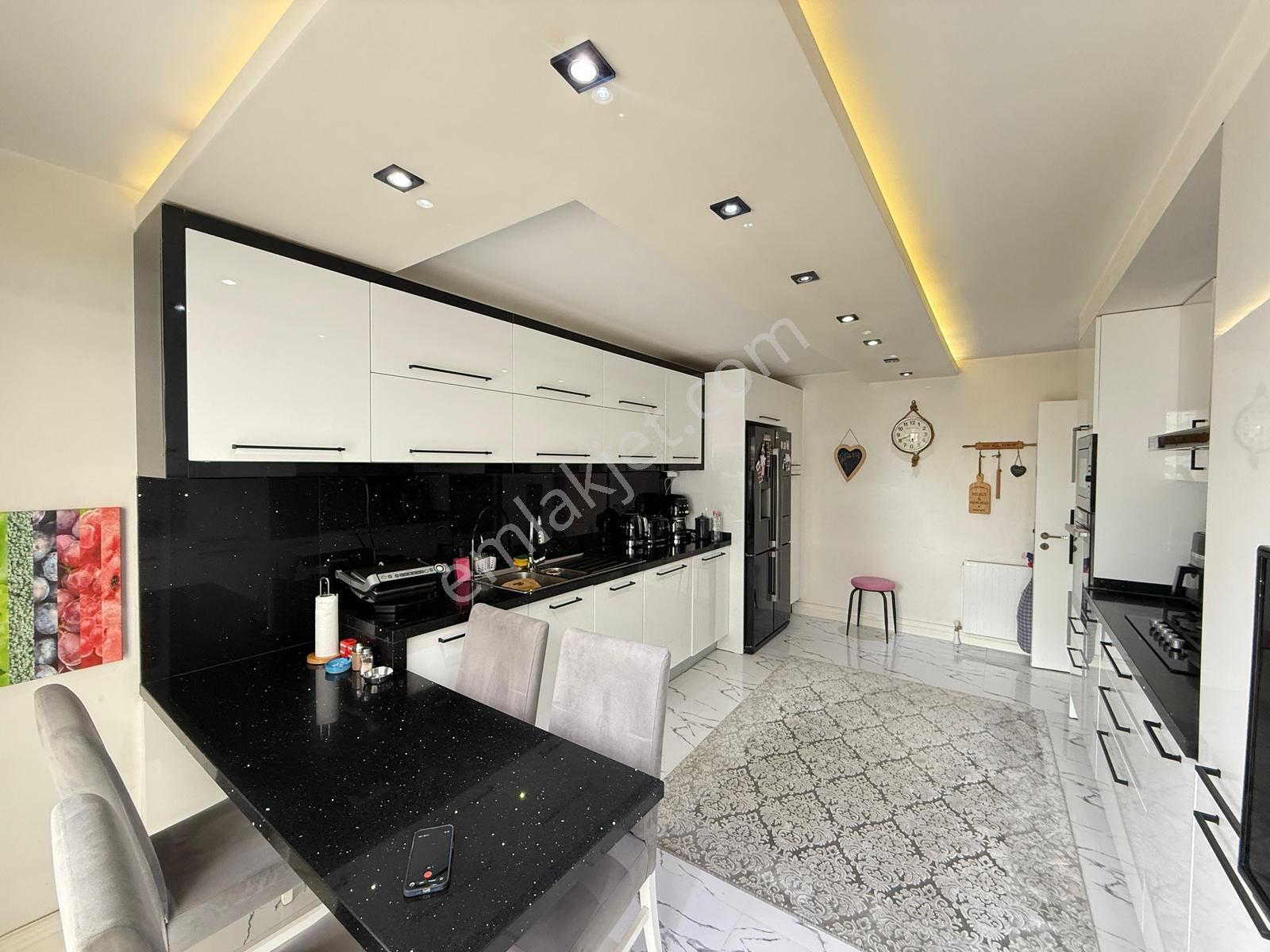 'concept Gayrimenkul' Tuzla Marinaya Yakın Satılık Ara Kat 4+2 — fotoğraf 8