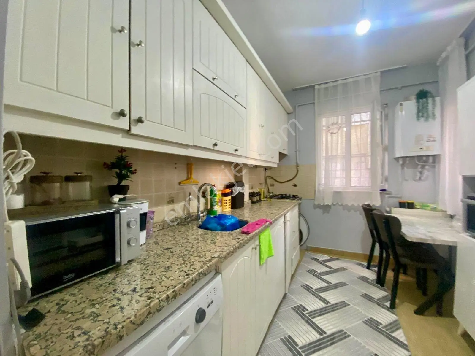 Türkmen Emlak'tan Gazi Mah. Satılık 2+1 Arsa Tapulu 1 Kat — fotoğraf 3