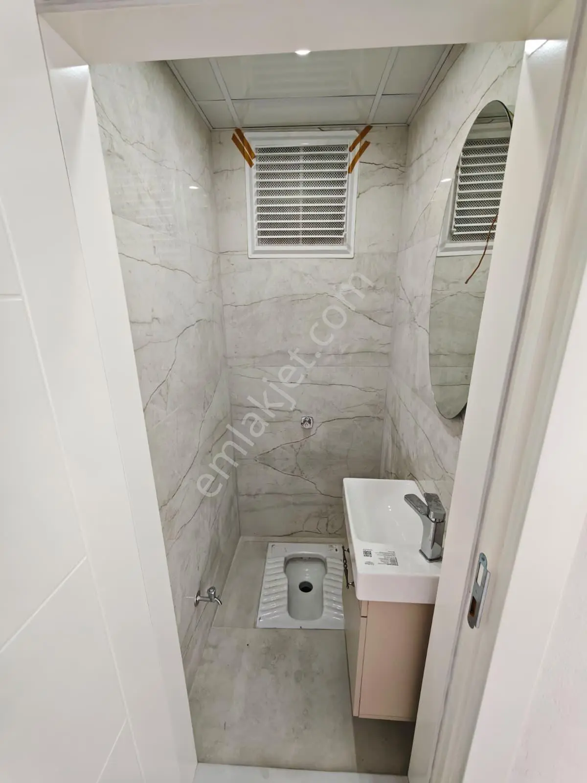 Ergün'den Silifke Cd. Üzeri 2+1 Dgazlı Asansörlü Fırsat Dairesi — fotoğraf 6
