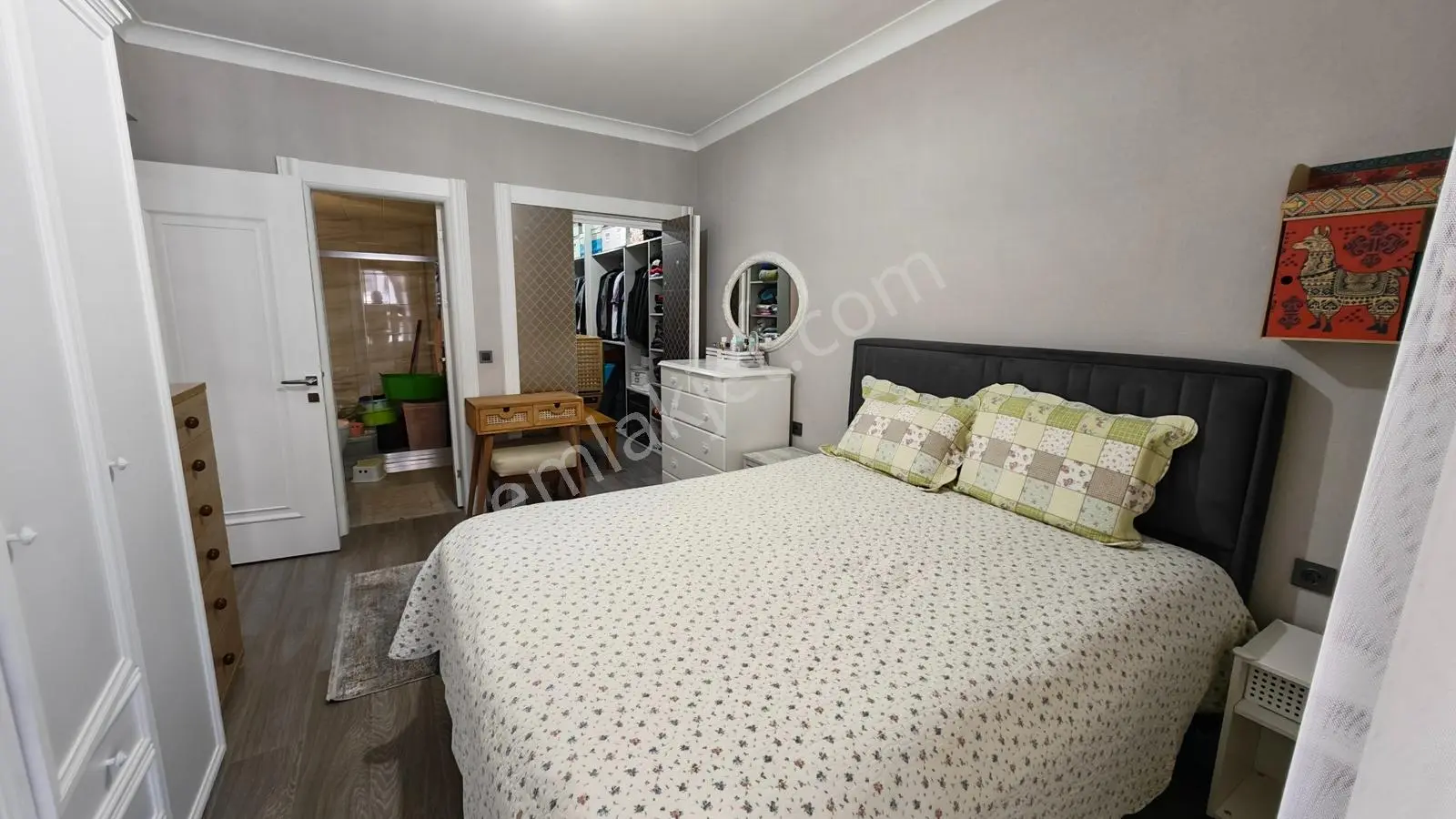Yenimahalle Cumhuriyet Mah. De Havuzlu Sitede 4+1 Satılık Daire — fotoğraf 5