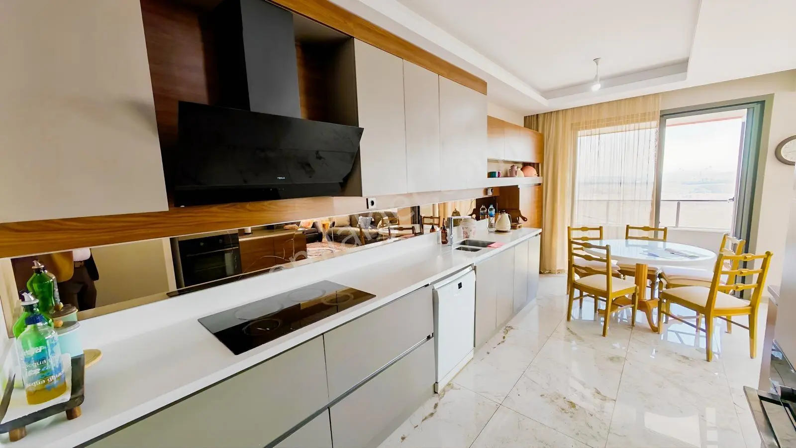 Yenimahalle Cumhuriyet Mah. De Havuzlu Sitede 4+1 Satılık Daire — fotoğraf 10