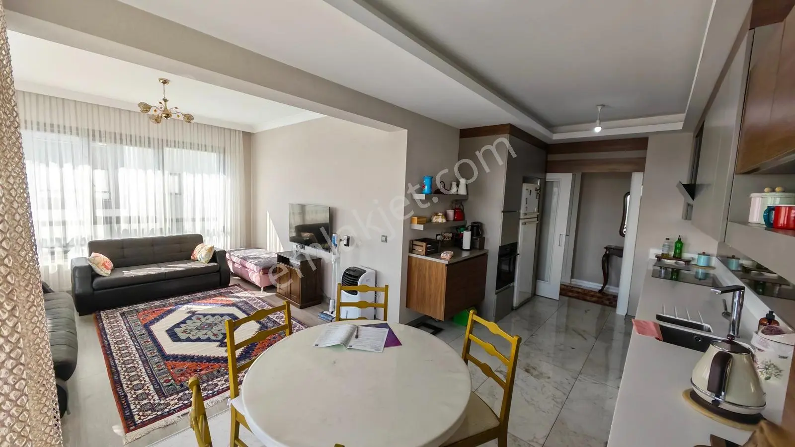 Yenimahalle Cumhuriyet Mah. De Havuzlu Sitede 4+1 Satılık Daire — fotoğraf 12