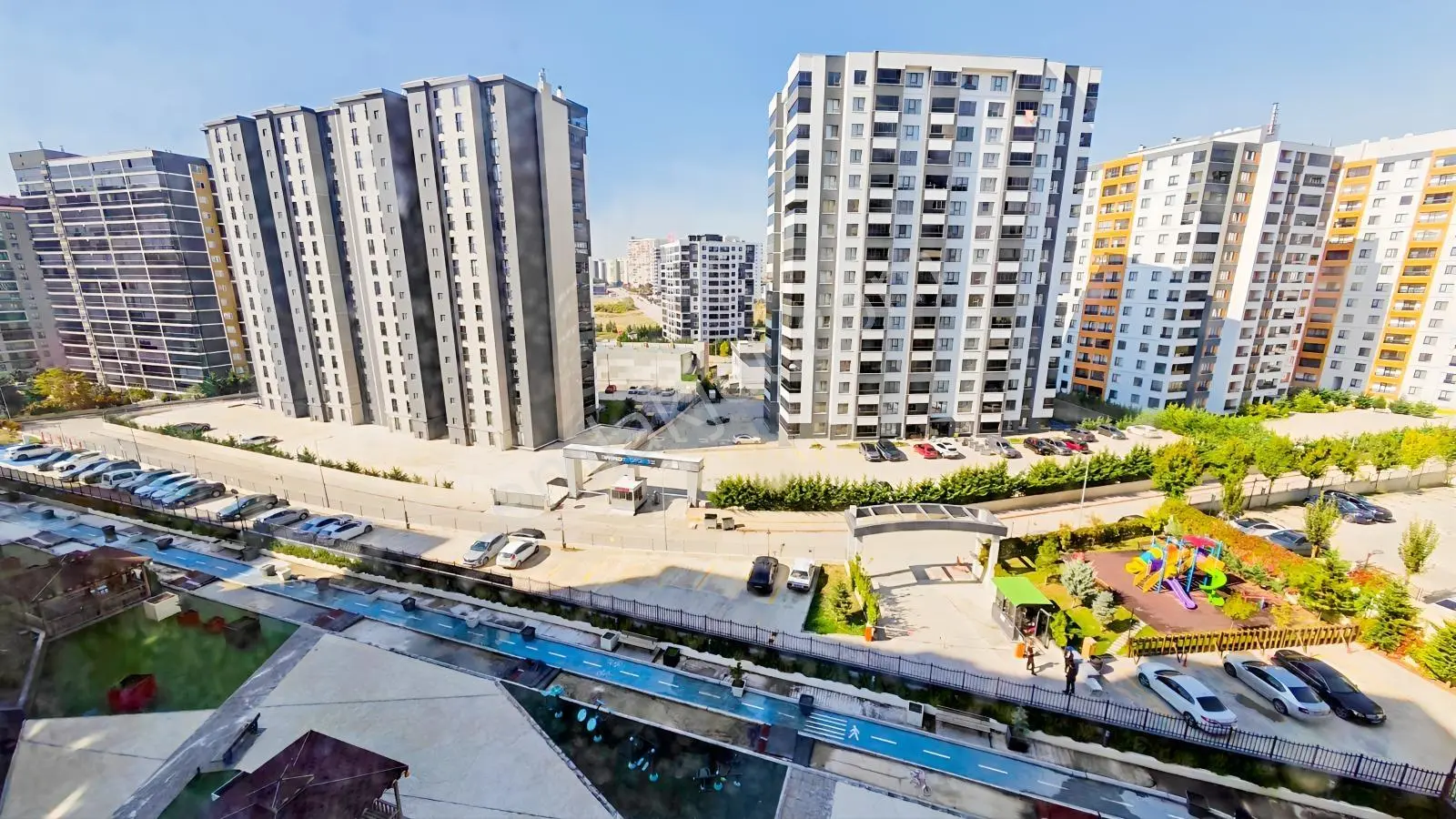 Yenimahalle Cumhuriyet Mah. De Havuzlu Sitede 4+1 Satılık Daire — fotoğraf 23