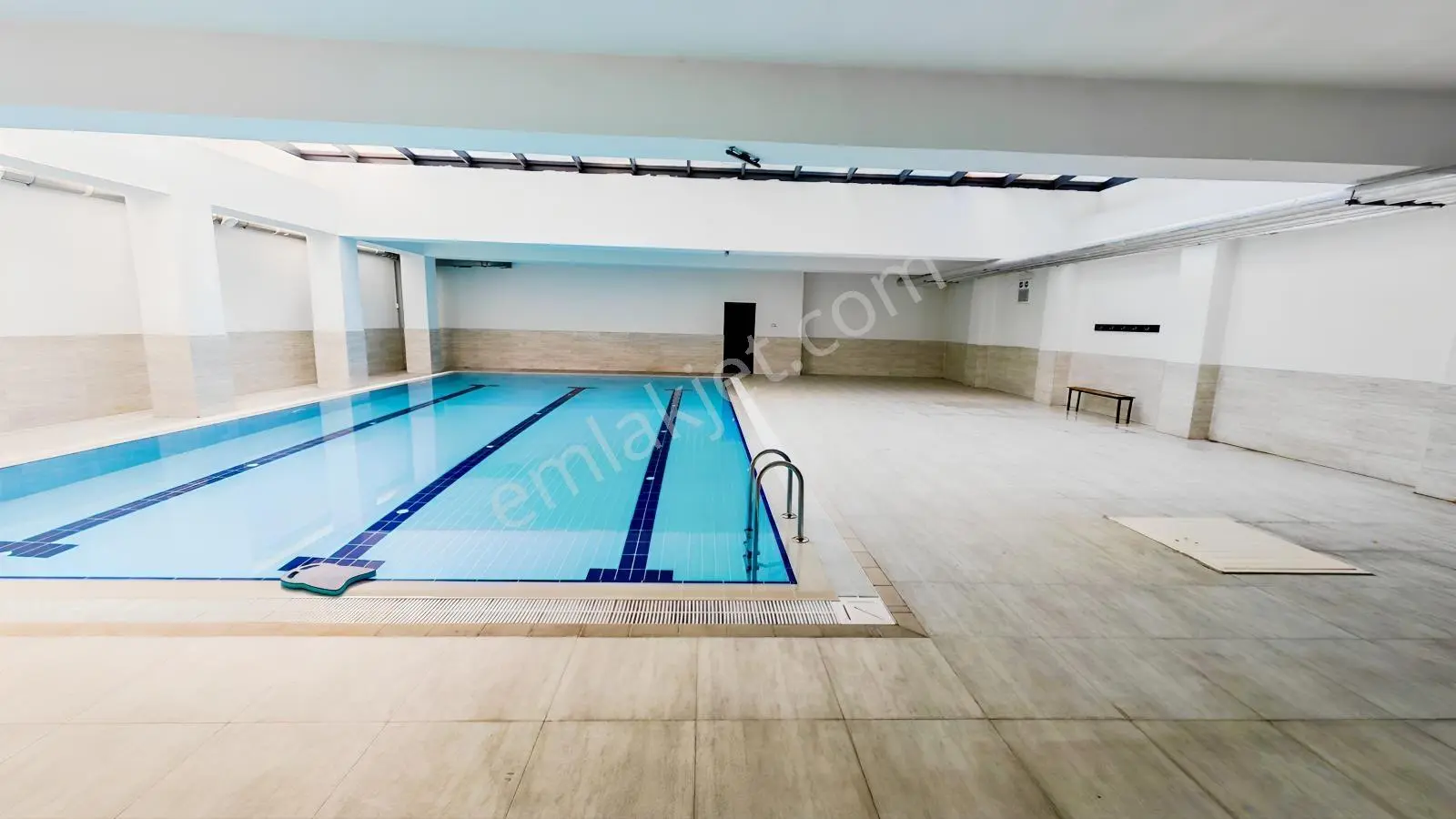 Yenimahalle Cumhuriyet Mah. De Havuzlu Sitede 4+1 Satılık Daire — fotoğraf 32