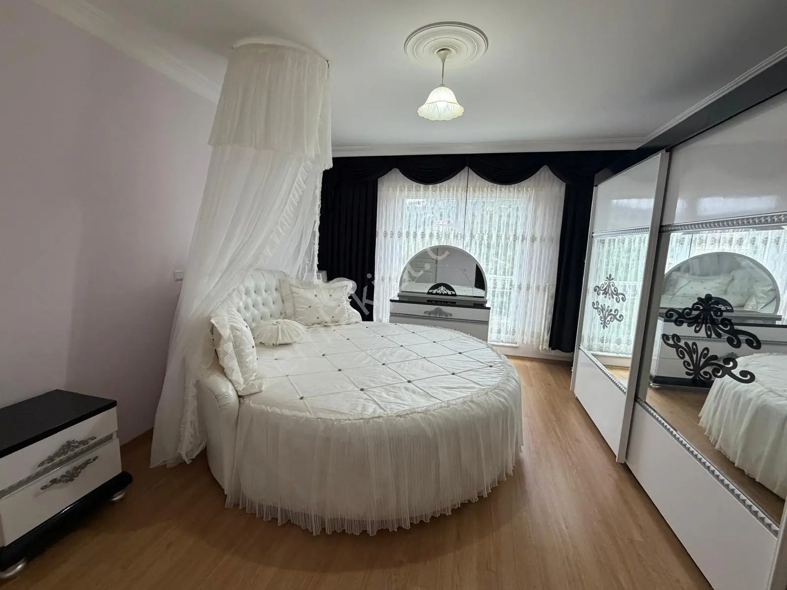 Mabel'den Galip Barutçu Apt. Satılık 3+1 170 M2 Geniş Daire — fotoğraf 15