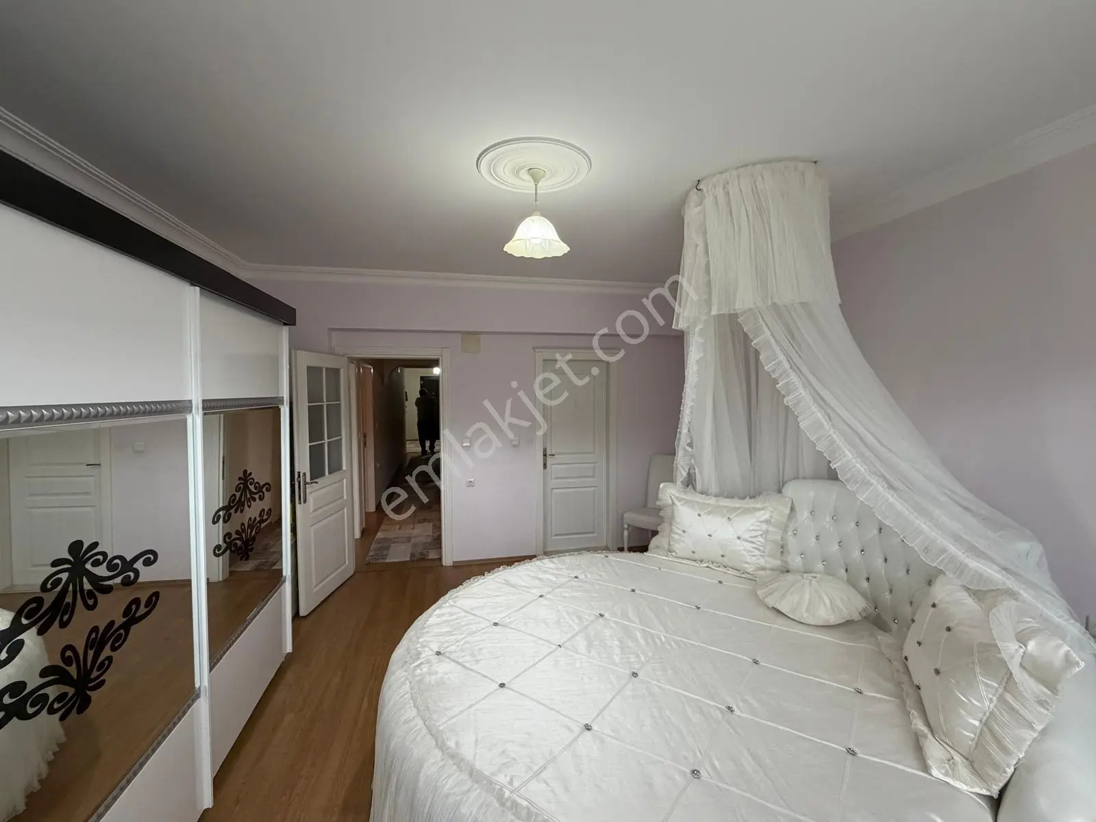 Mabel'den Galip Barutçu Apt. Satılık 3+1 170 M2 Geniş Daire — fotoğraf 17