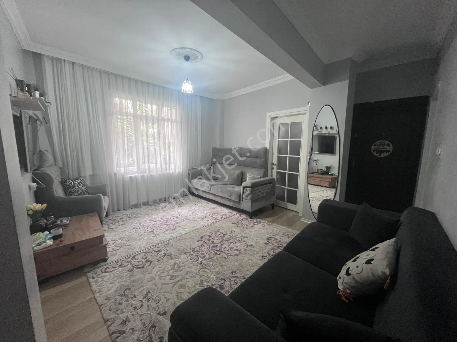 Söğütlü Çeşme'de 2,5+1 85m2 Geniş Ferah Arakat Daire — fotoğraf 6
