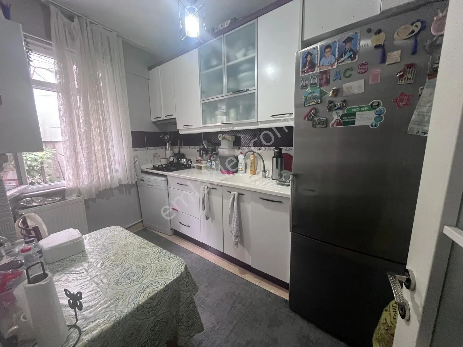 Söğütlü Çeşme'de 2,5+1 85m2 Geniş Ferah Arakat Daire — fotoğraf 7