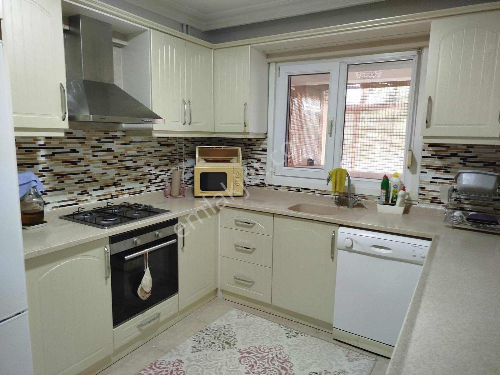 Akçay Coşgun Emlak'tan Denize 300m Site İçerisinde Havuzlu Villa — fotoğraf 6