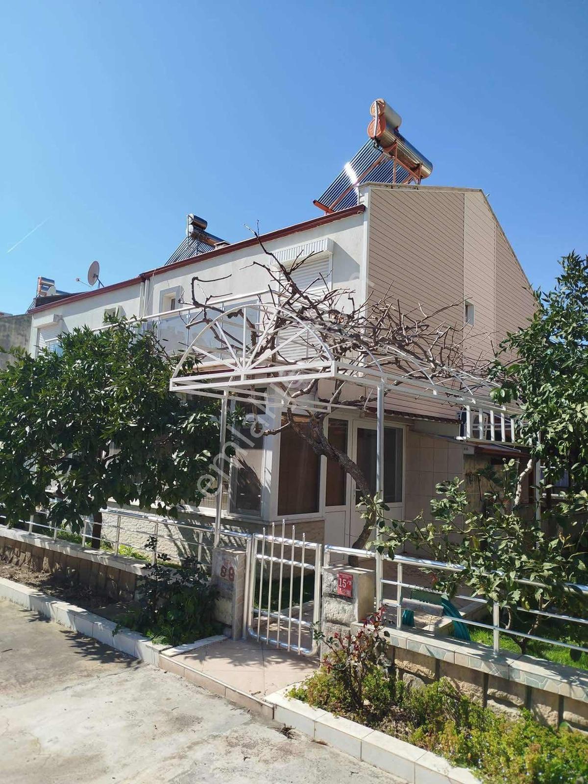 Akçay Coşgun Emlak'tan Denize 300m Site İçerisinde Havuzlu Villa — fotoğraf 11