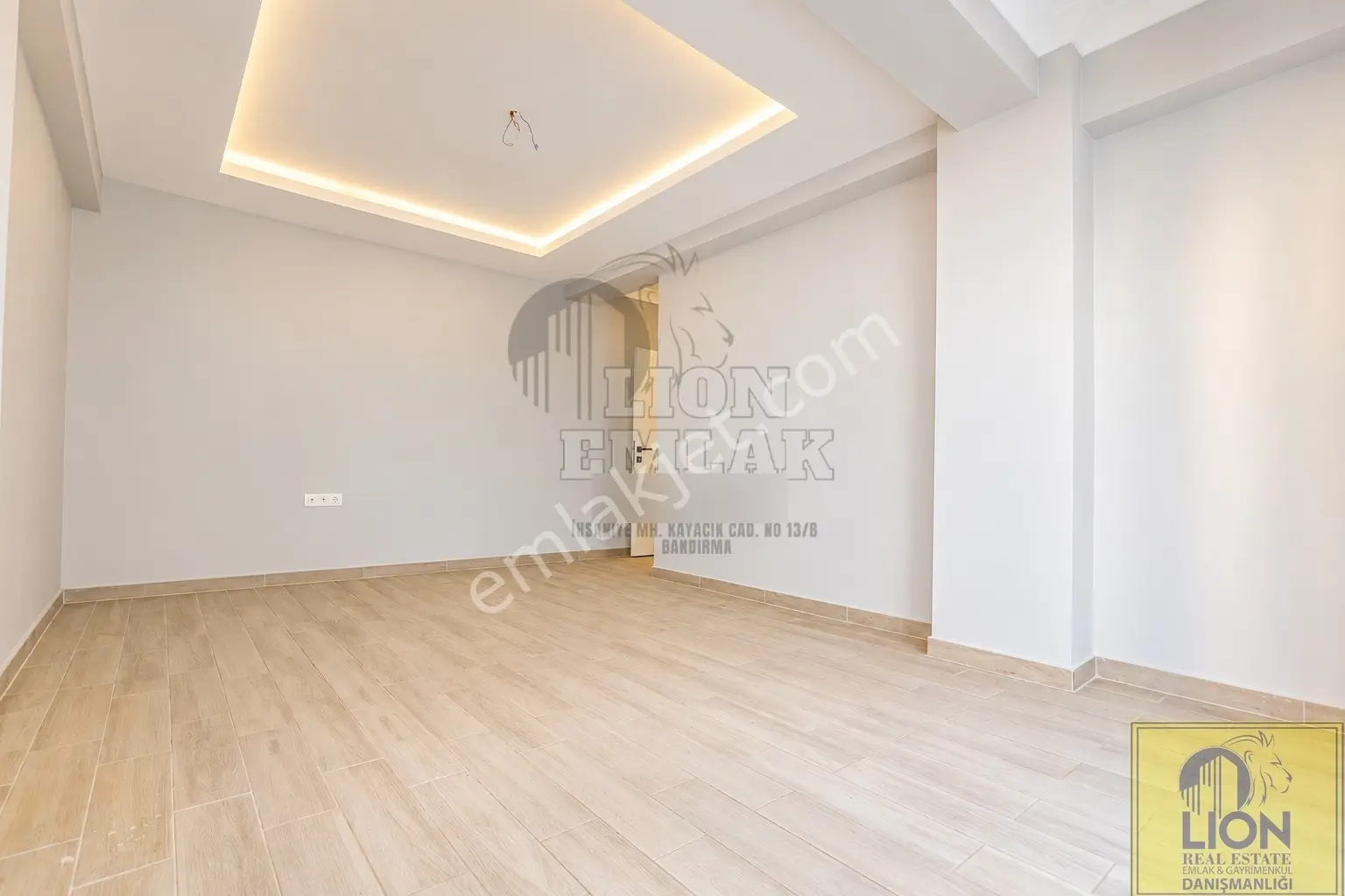 Lıon Emlak'tan 600 Evler'de Arakat,balkonlu Satılık 2+1 Daire — fotoğraf 13