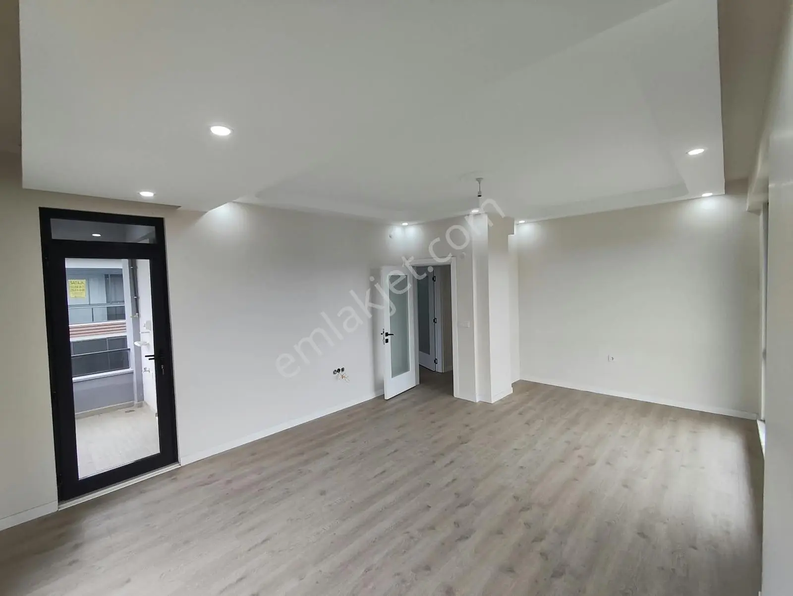 Çiftlikköy'de Doğa Manzaralı, Teraslı 3+1 Satılık Dubleks Daire — fotoğraf 3