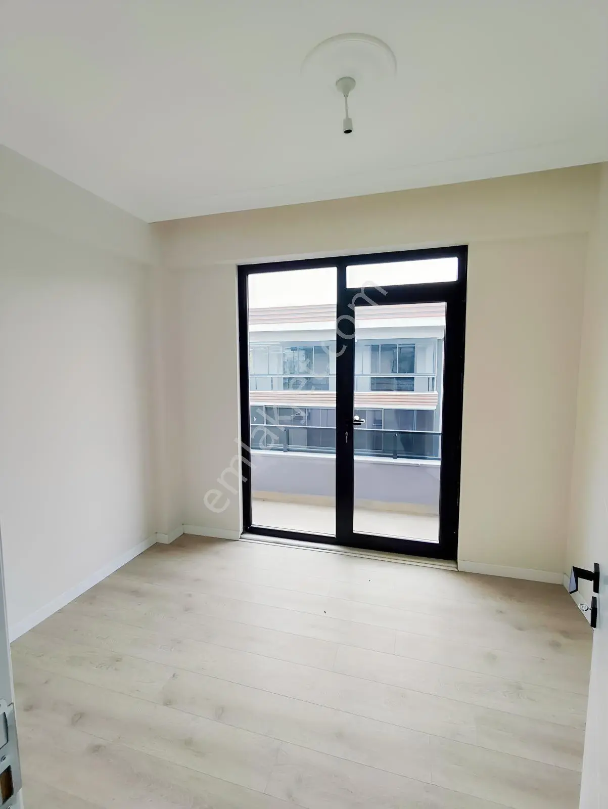 Çiftlikköy'de Doğa Manzaralı, Teraslı 3+1 Satılık Dubleks Daire — fotoğraf 9