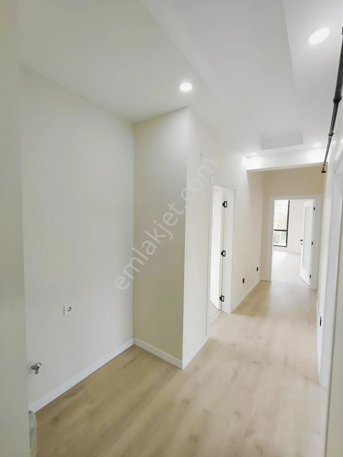 Çiftlikköy'de Doğa Manzaralı, Teraslı 3+1 Satılık Dubleks Daire — fotoğraf 13