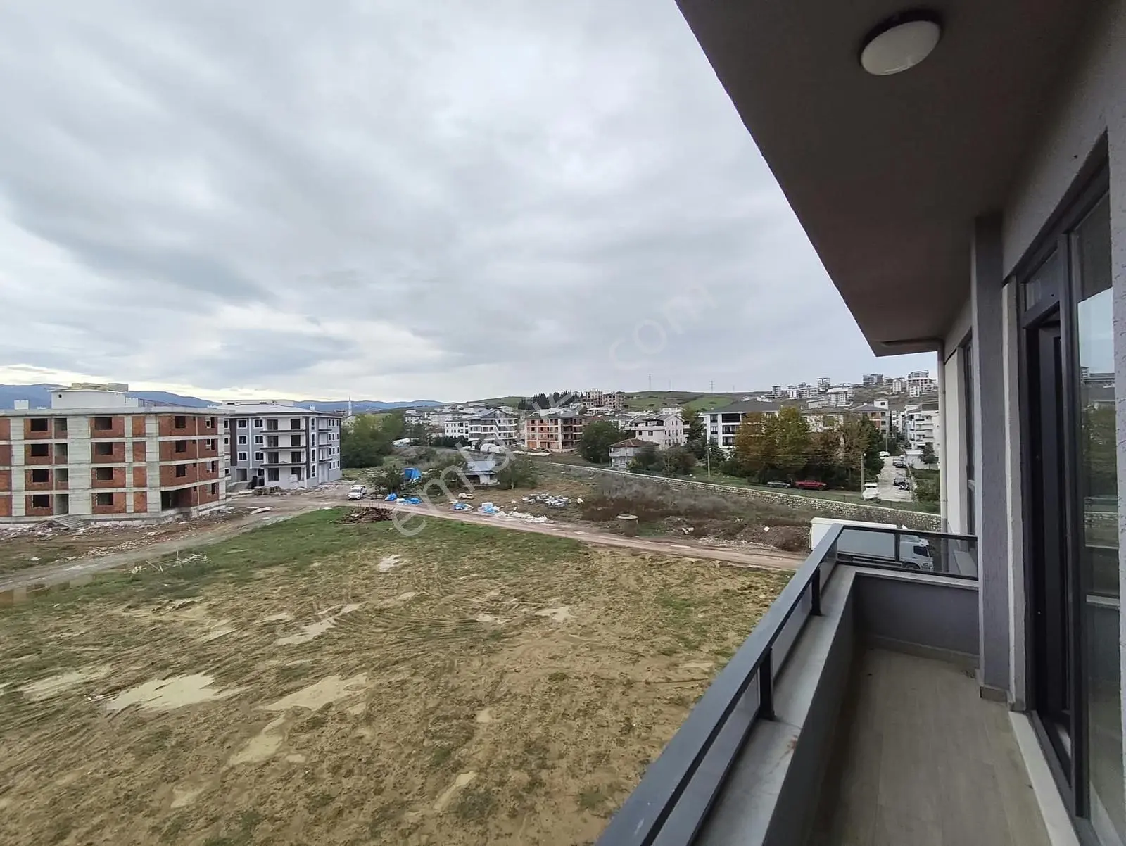 Çiftlikköy'de Doğa Manzaralı, Teraslı 3+1 Satılık Dubleks Daire — fotoğraf 18