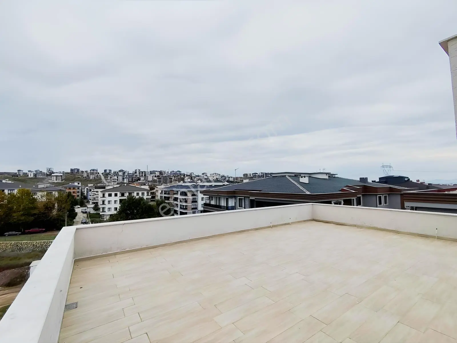 Çiftlikköy'de Doğa Manzaralı, Teraslı 3+1 Satılık Dubleks Daire — fotoğraf 22