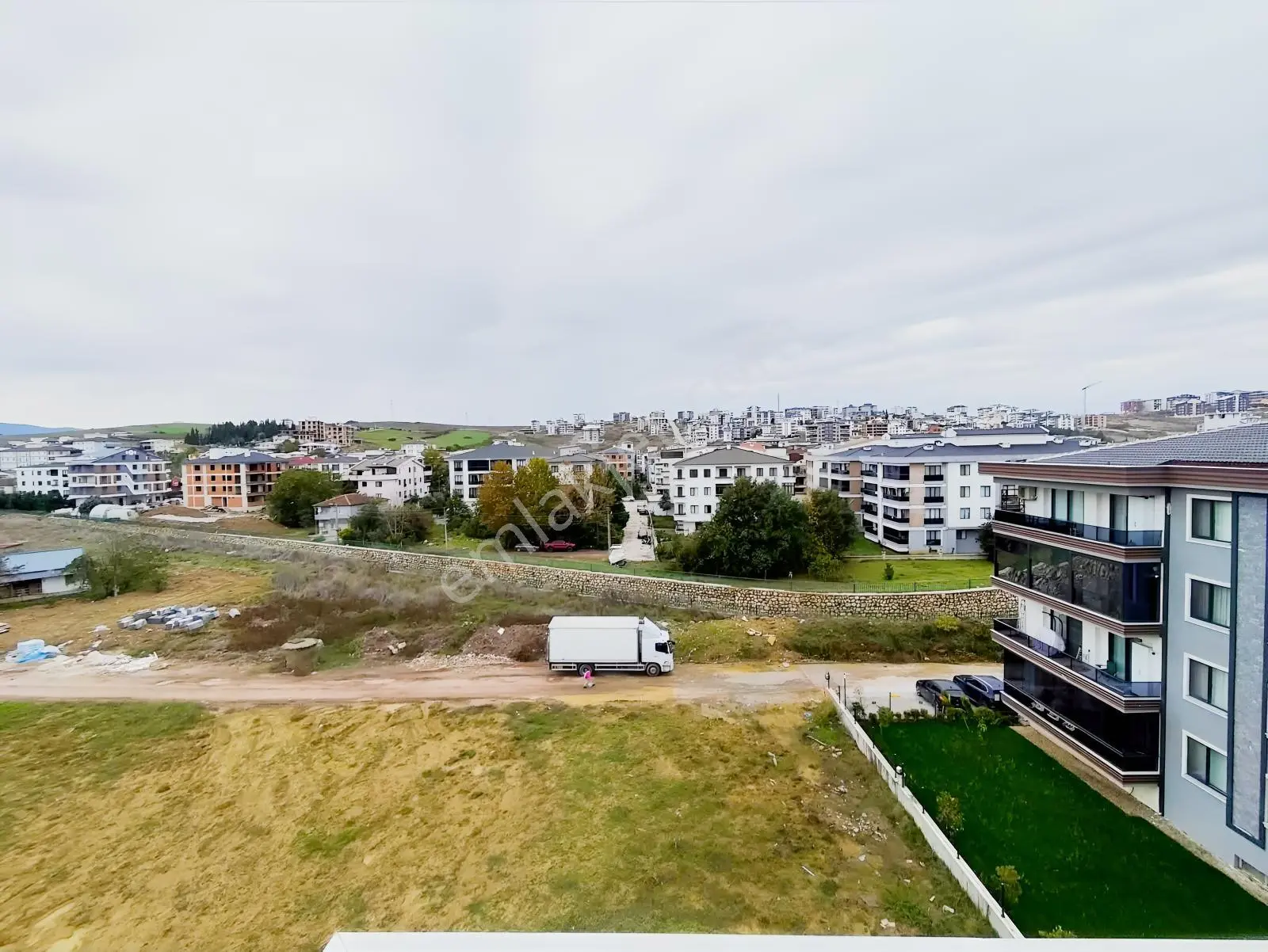 Çiftlikköy'de Doğa Manzaralı, Teraslı 3+1 Satılık Dubleks Daire — fotoğraf 26