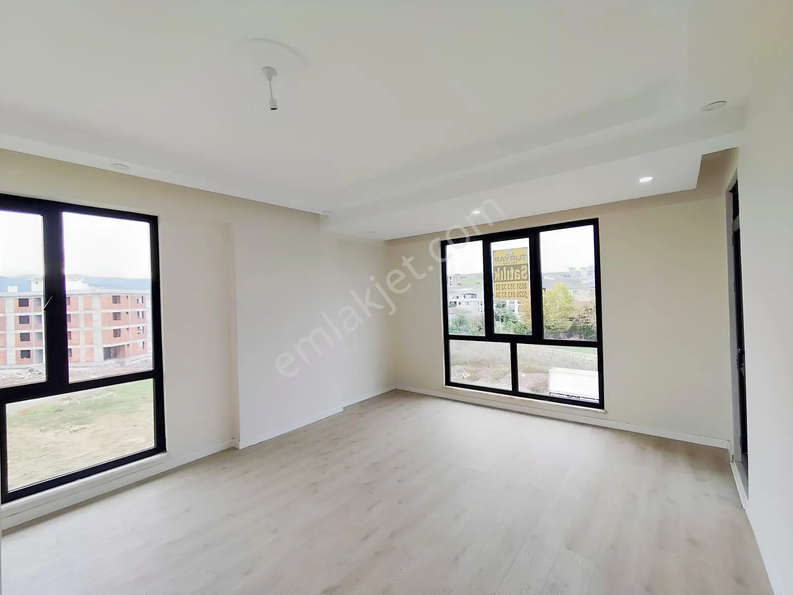 Çiftlikköy'de Doğa Manzaralı, Teraslı 3+1 Satılık Dubleks Daire — fotoğraf 29