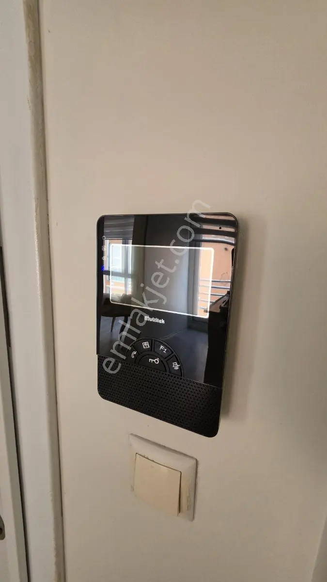 Yenıbaglar Mah Merkezı Konum Satılık Arakat Asansrlu 1+1 Esyalı — fotoğraf 9
