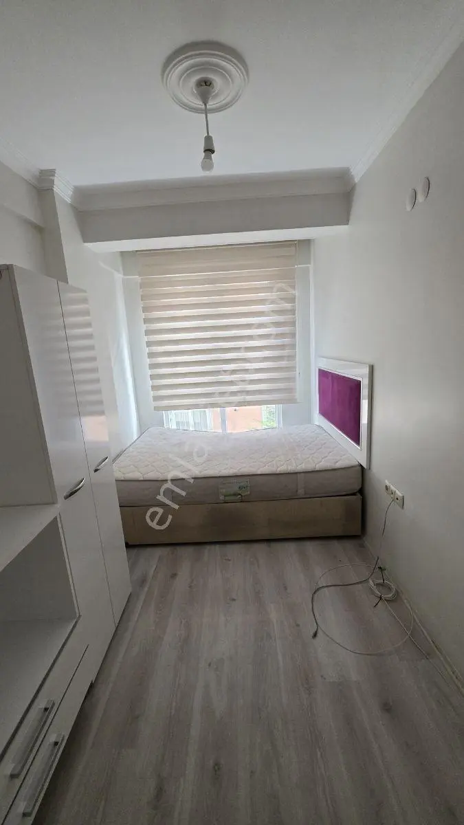 Yenıbaglar Mah Merkezı Konum Satılık Arakat Asansrlu 1+1 Esyalı — fotoğraf 13