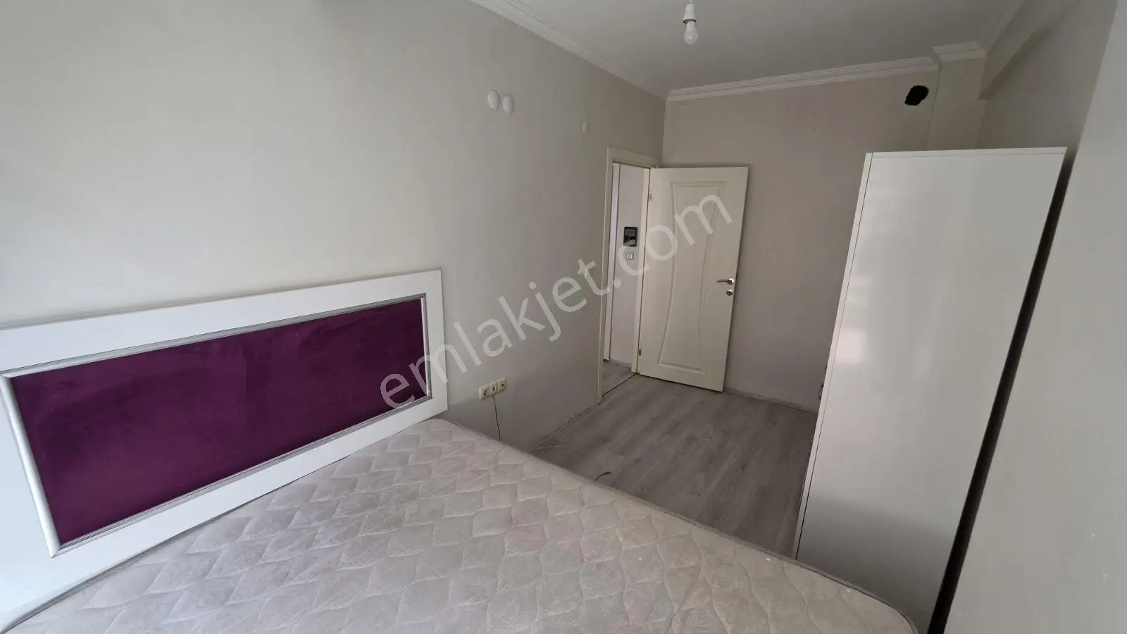 Yenıbaglar Mah Merkezı Konum Satılık Arakat Asansrlu 1+1 Esyalı — fotoğraf 14