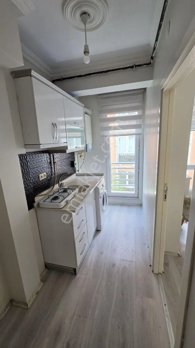 Yenıbaglar Mah Merkezı Konum Satılık Arakat Asansrlu 1+1 Esyalı — fotoğraf 15