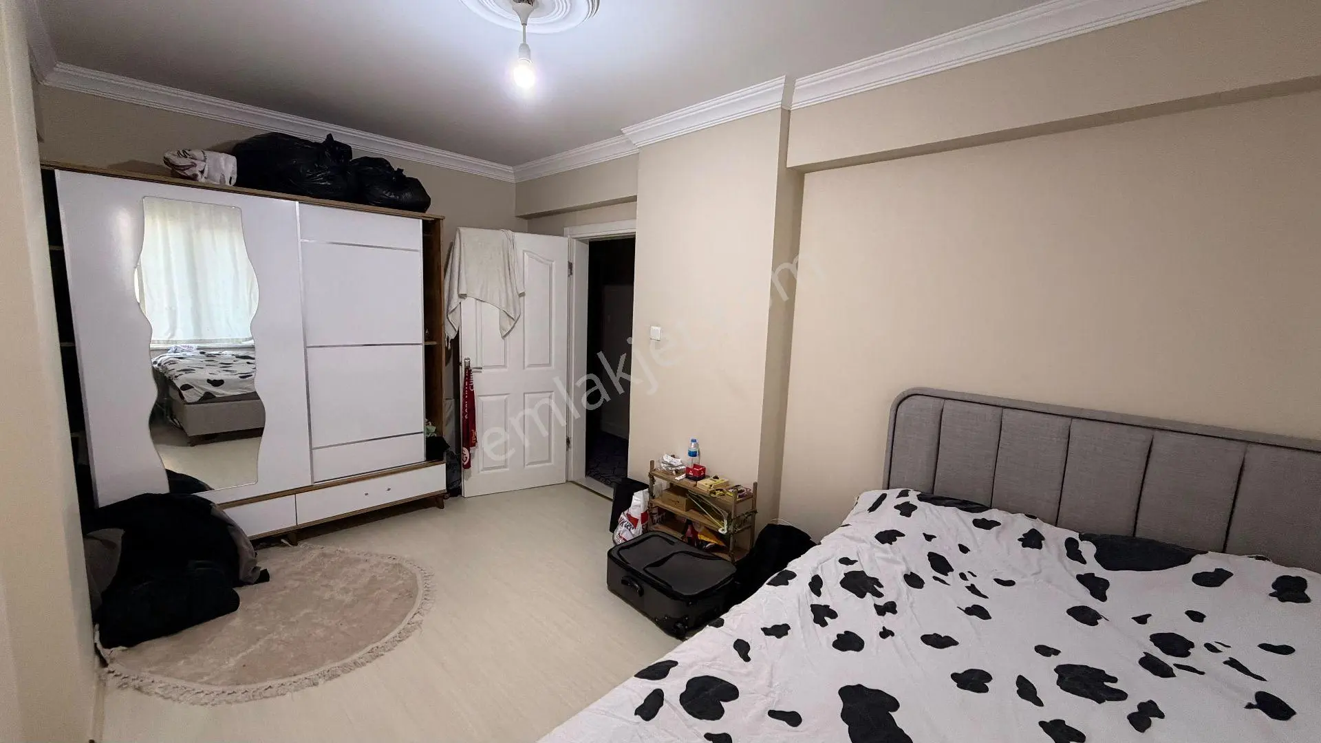 B&u Gayrimenkulden Karakaşta Şehrin Merkezinde Satılık 2+1 Daire — fotoğraf 7