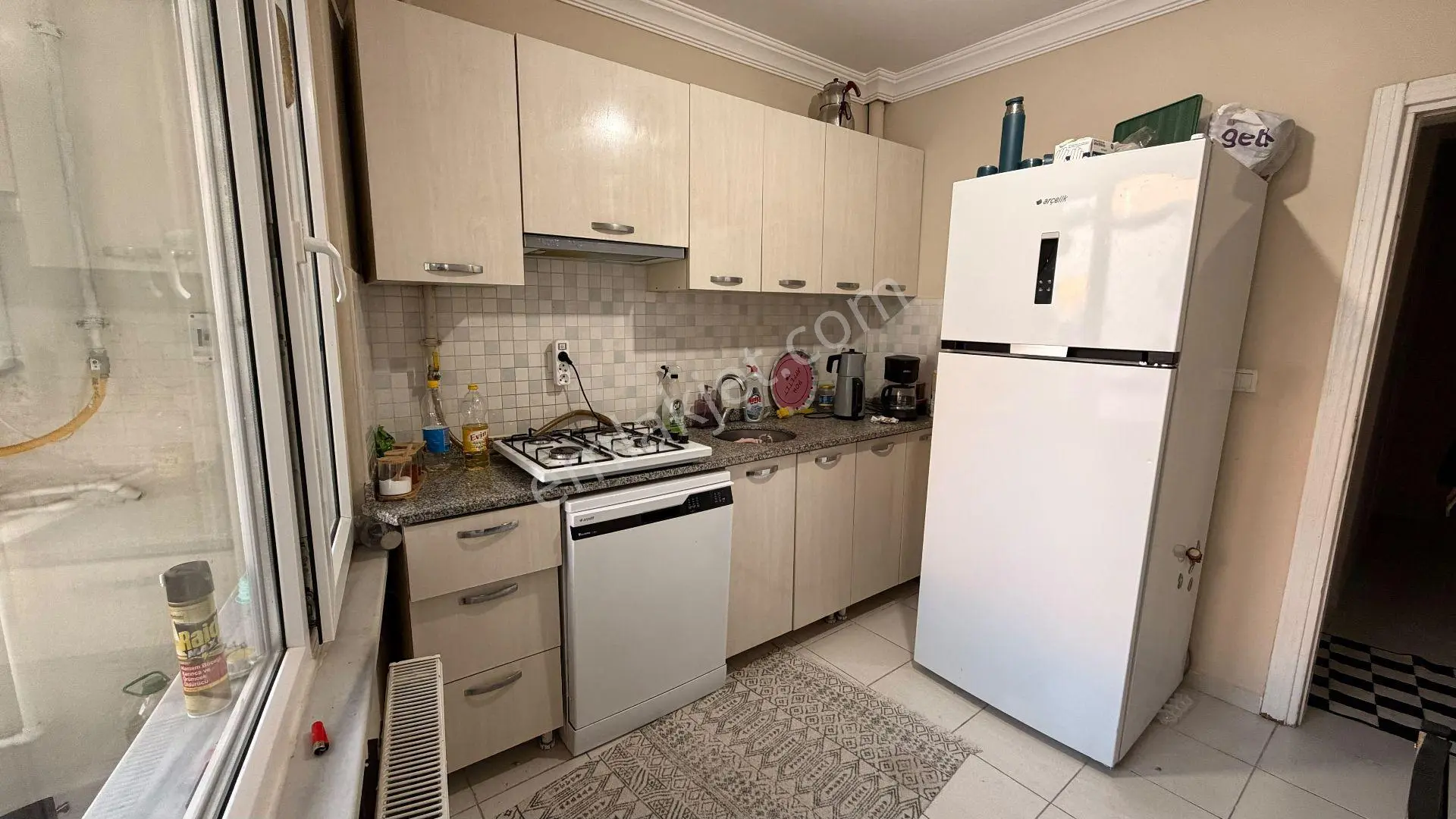 B&u Gayrimenkulden Karakaşta Şehrin Merkezinde Satılık 2+1 Daire — fotoğraf 9
