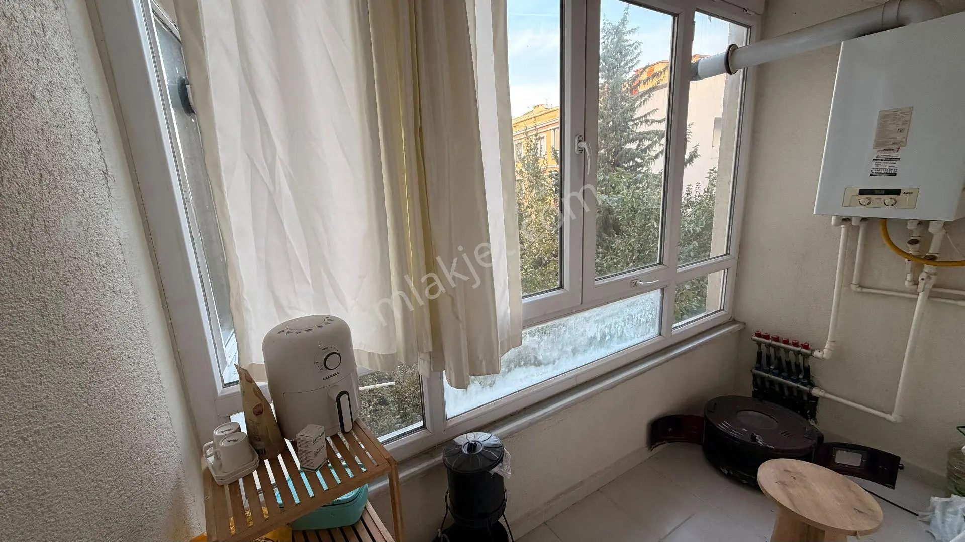 B&u Gayrimenkulden Karakaşta Şehrin Merkezinde Satılık 2+1 Daire — fotoğraf 11