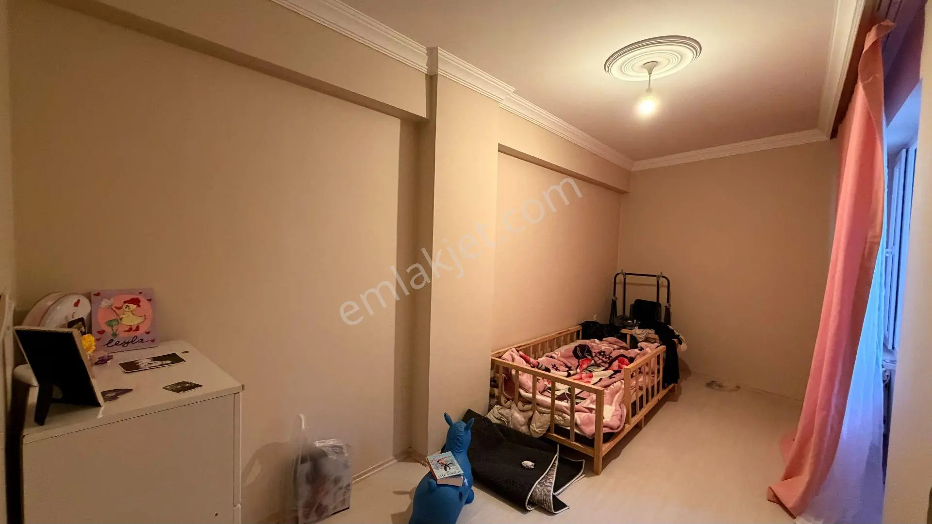 B&u Gayrimenkulden Karakaşta Şehrin Merkezinde Satılık 2+1 Daire — fotoğraf 12