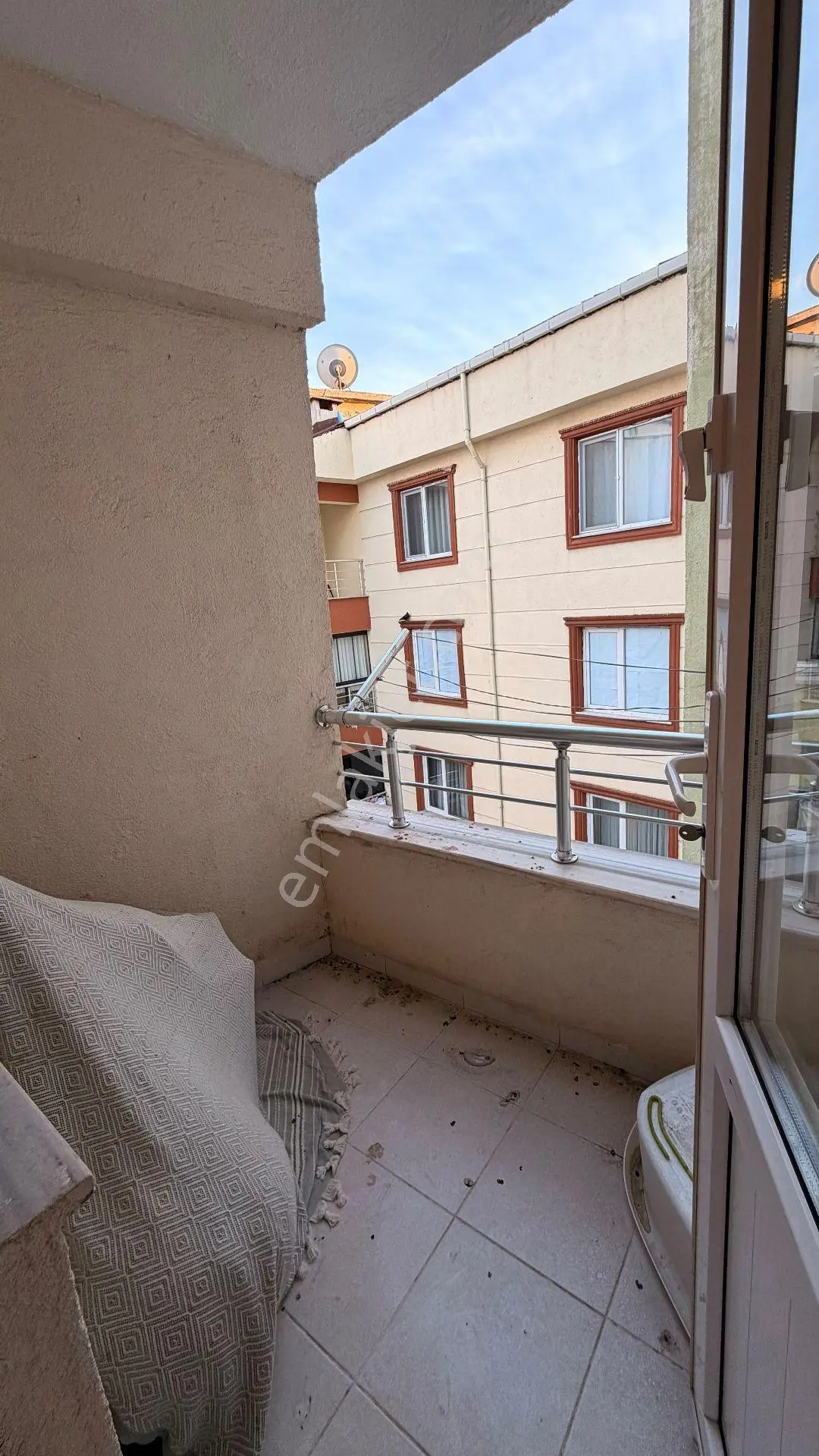 B&u Gayrimenkulden Karakaşta Şehrin Merkezinde Satılık 2+1 Daire — fotoğraf 15