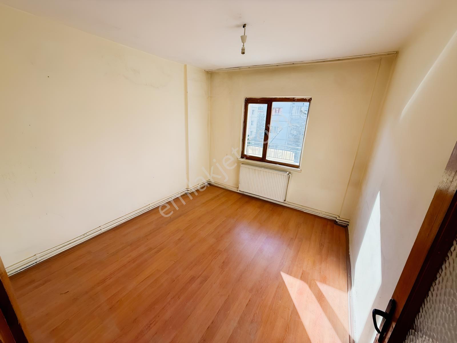 Es-as'tan Ertuğrul Gazi'de Site Çerisinde Bulvar Cep Ferah 3+1 — fotoğraf 10