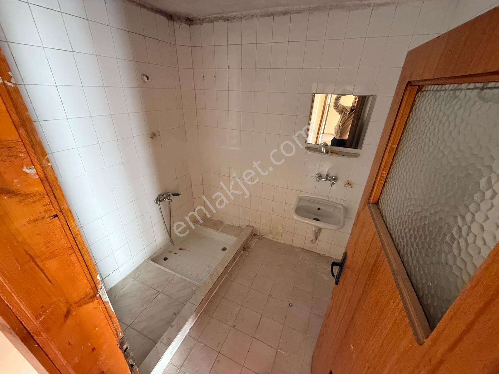 Es-as'tan Ertuğrul Gazi'de Site Çerisinde Bulvar Cep Ferah 3+1 — fotoğraf 25