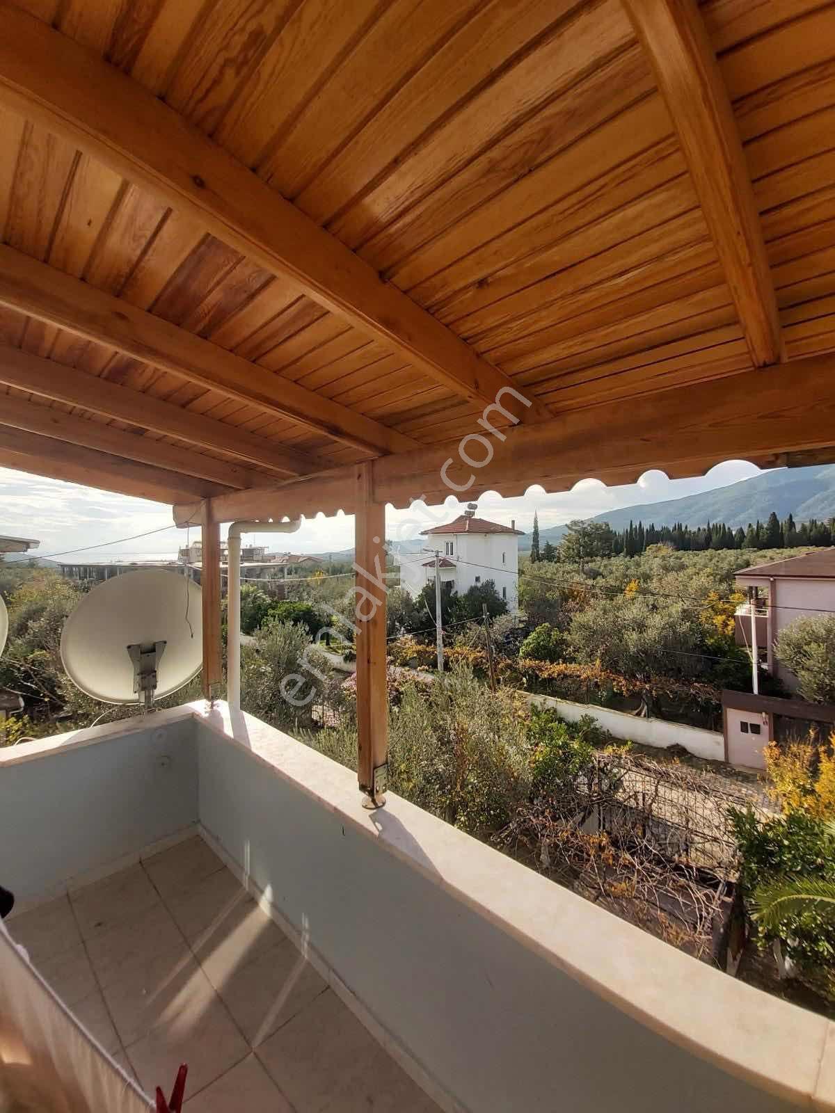 Akçay Coşgun Emlak'tan Kızılkeçilide Tripleks Villa — fotoğraf 21