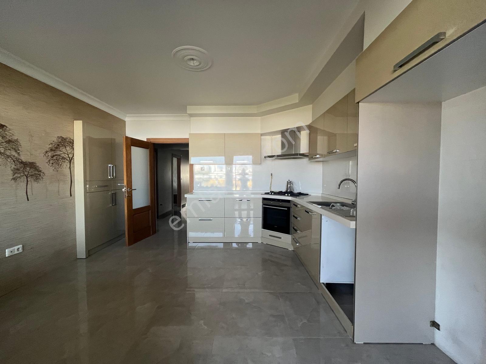 23 Nisan Mah, Özel Yapım 5+2 Satılık Dubleks Daire — fotoğraf 14
