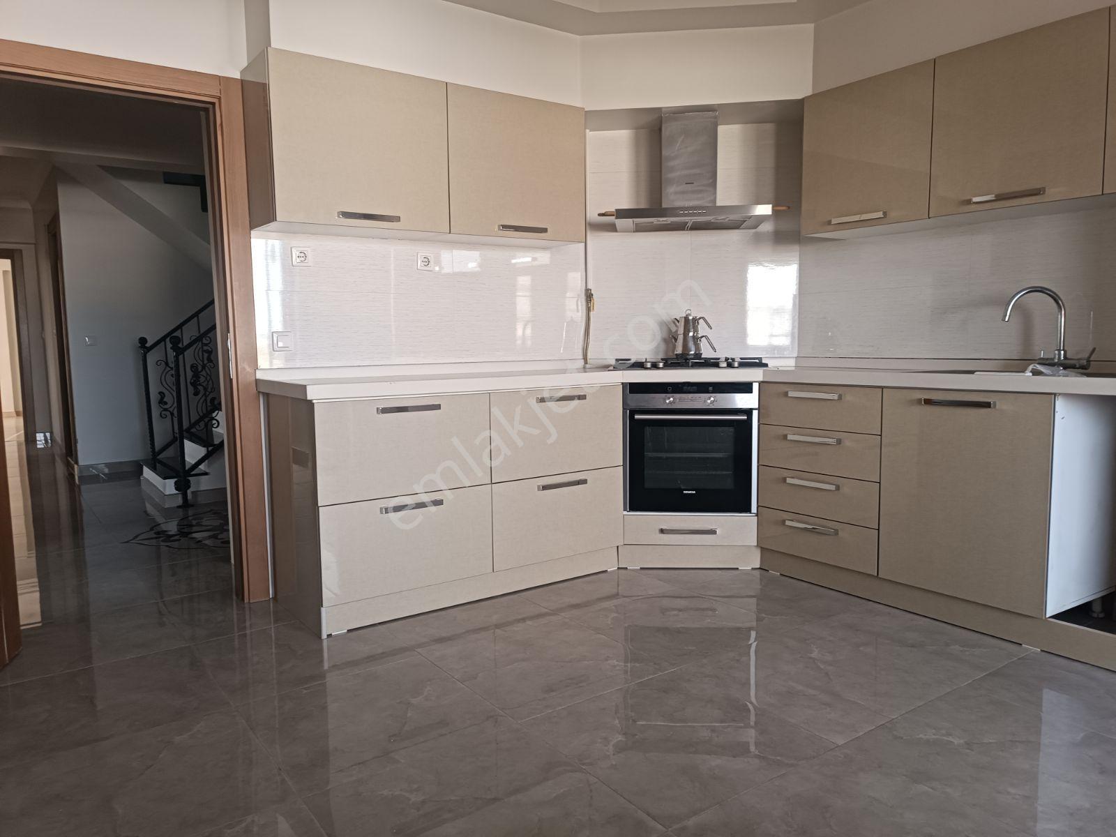 23 Nisan Mah, Özel Yapım 5+2 Satılık Dubleks Daire — fotoğraf 31