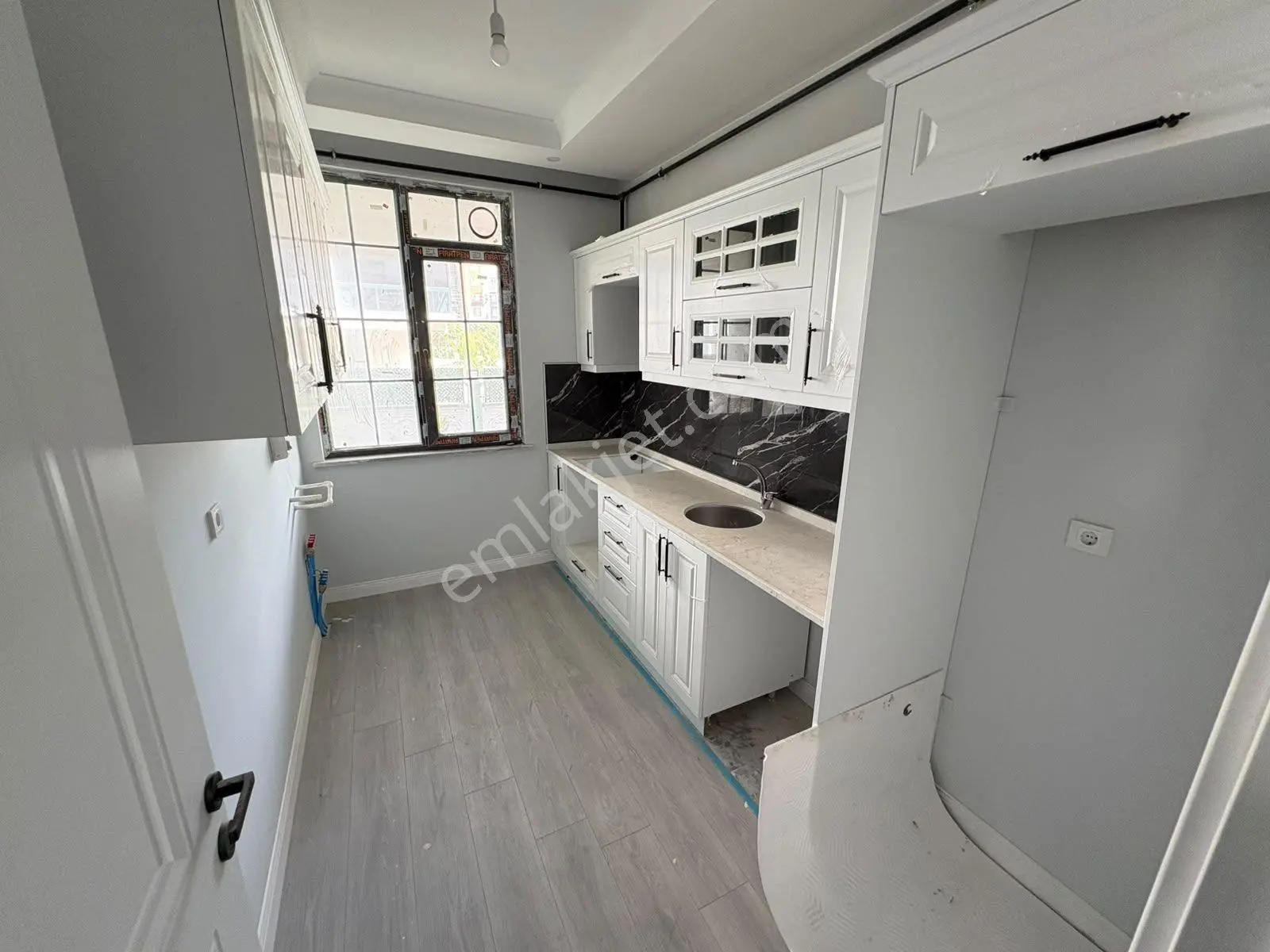 Arslanbeyden Lenova Residences Sıfır 2+1 100M2 Giriş Kat Acil Satılık Daire!!!!!