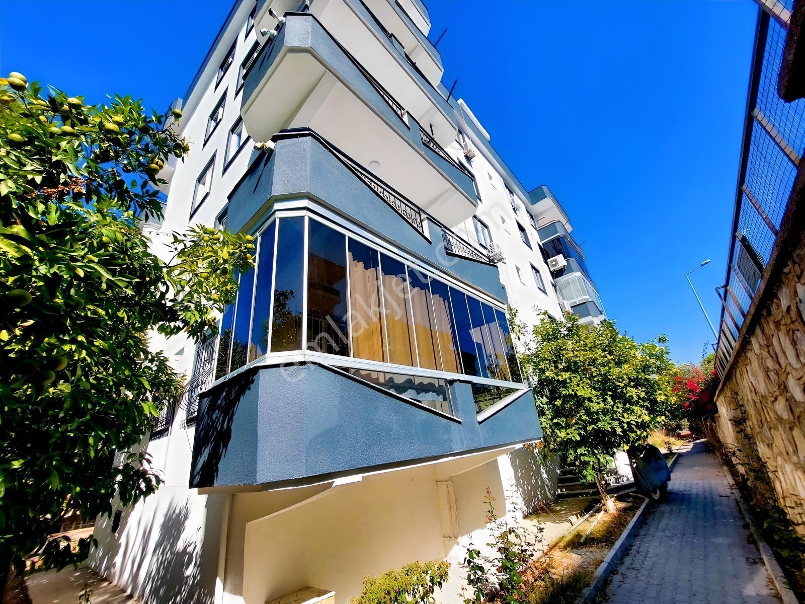 Kusadasi Merkez Hacifeyzullah Mah 3+1 Satilik Daire 5.500.000 Tl — fotoğraf 2