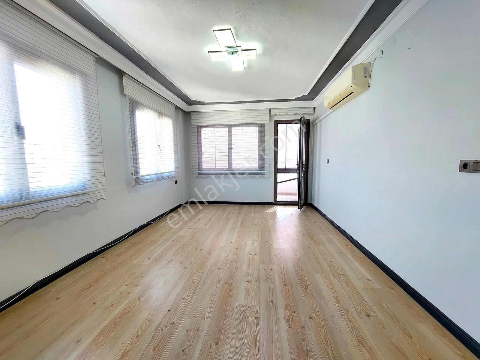 Kusadasi Merkez Hacifeyzullah Mah 3+1 Satilik Daire 5.500.000 Tl — fotoğraf 11