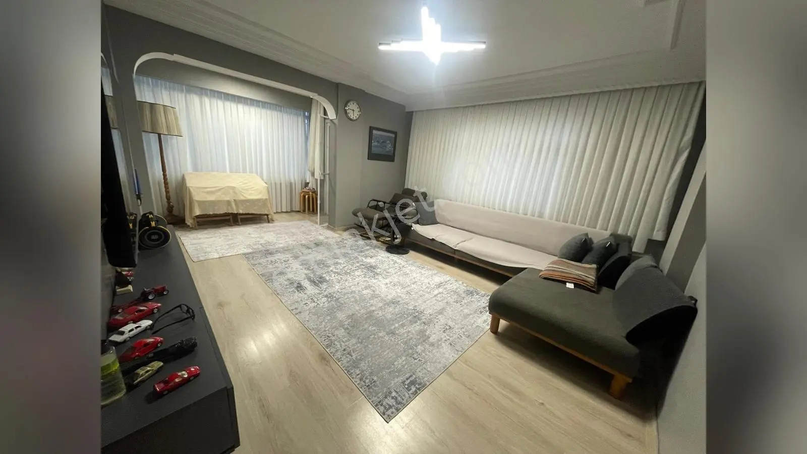 Eyüp Yeşilpınarda Metroya Beş Dakika Mesfade 2+1 Stılık Daire — fotoğraf 6