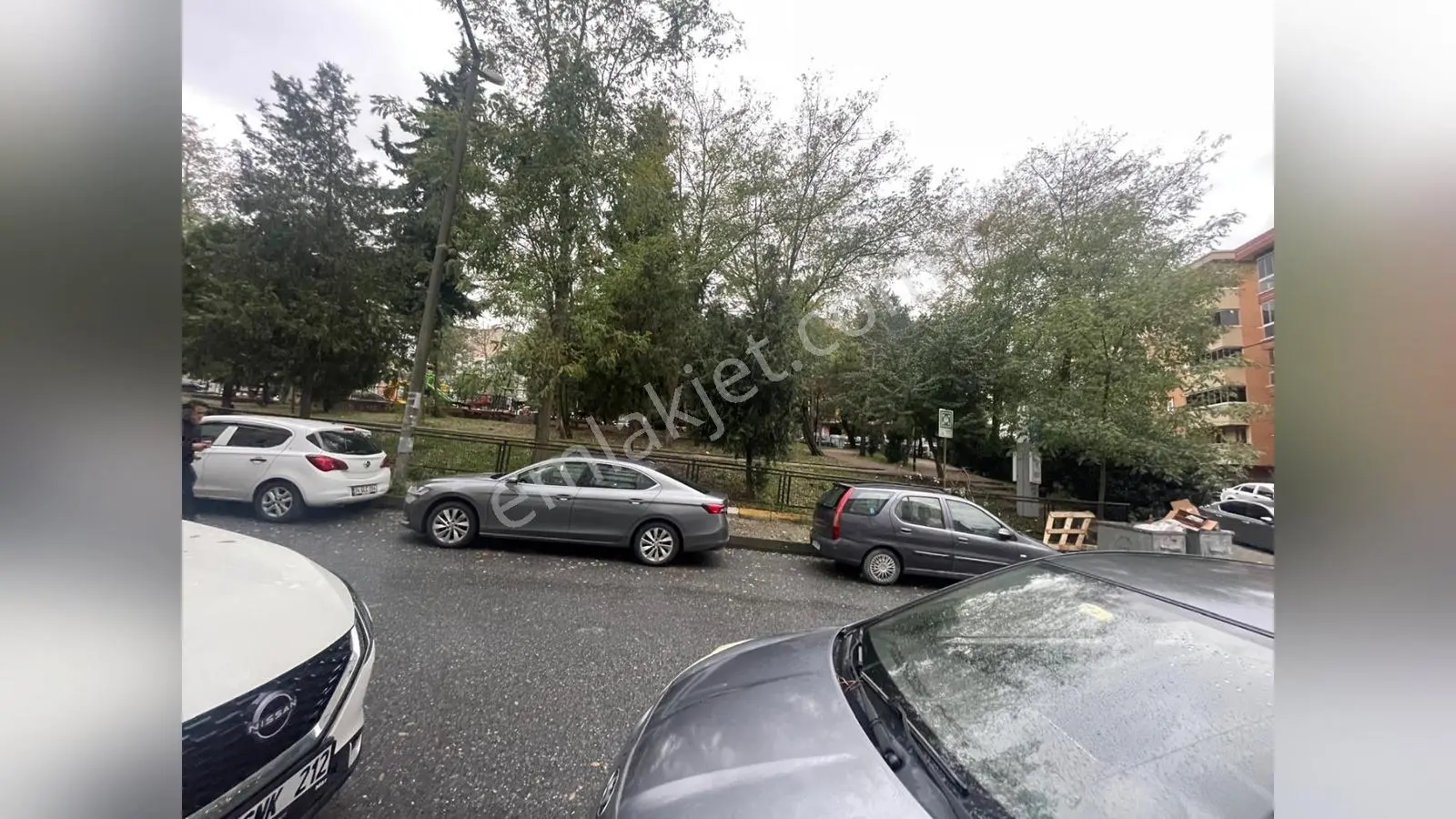 Eyüp Yeşilpınarda Metroya Beş Dakika Mesfade 2+1 Stılık Daire — fotoğraf 22