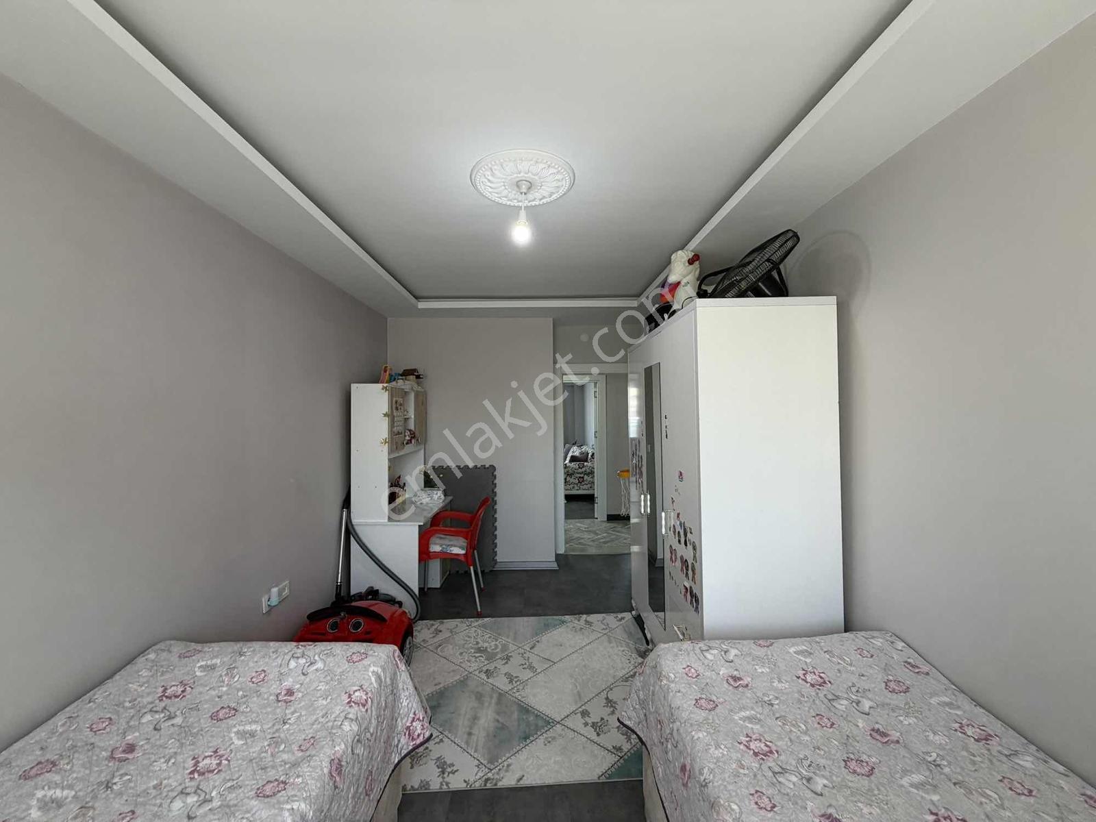 Yusuf Karadağlıdan Yeşiltepede Satılık 2+1 Yüksek Giriş Daire — fotoğraf 5