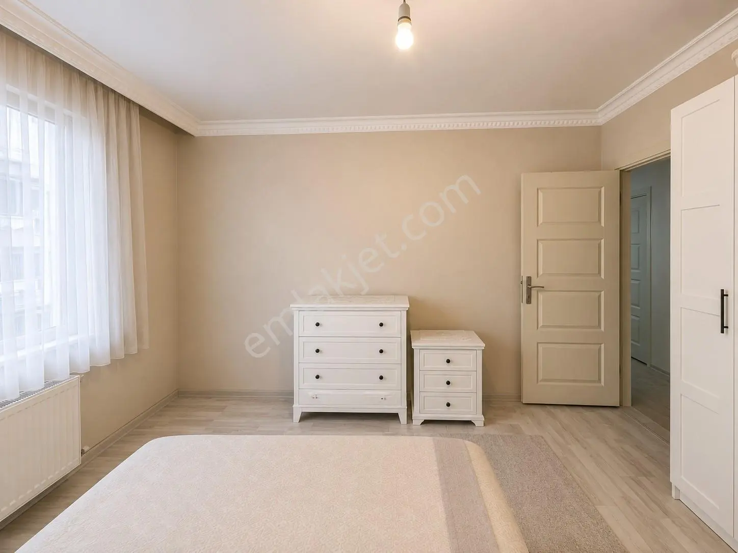 Eyüpsultanda Harika Konumda Manzaralı Satılık 2+1 Arakat Daire — fotoğraf 14