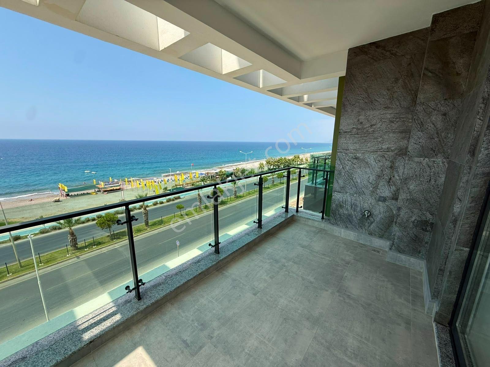 Alanya Mahmutlar’da Denize Sıfır Ön Cephe Panoramik Deniz Manzaralı 2+1 Daire — fotoğraf 10
