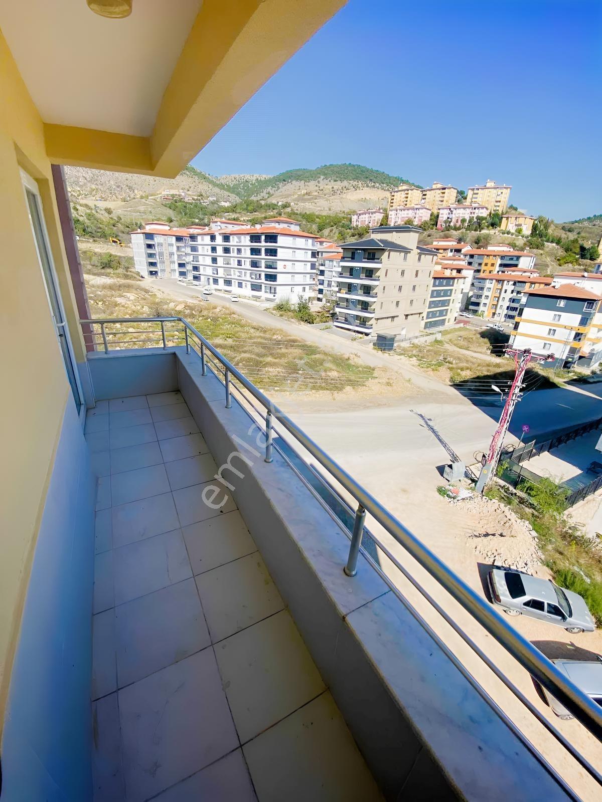 Markadan Şeyhcuide Takasa Açık Manzaralı Satılık 3+1 — fotoğraf 19