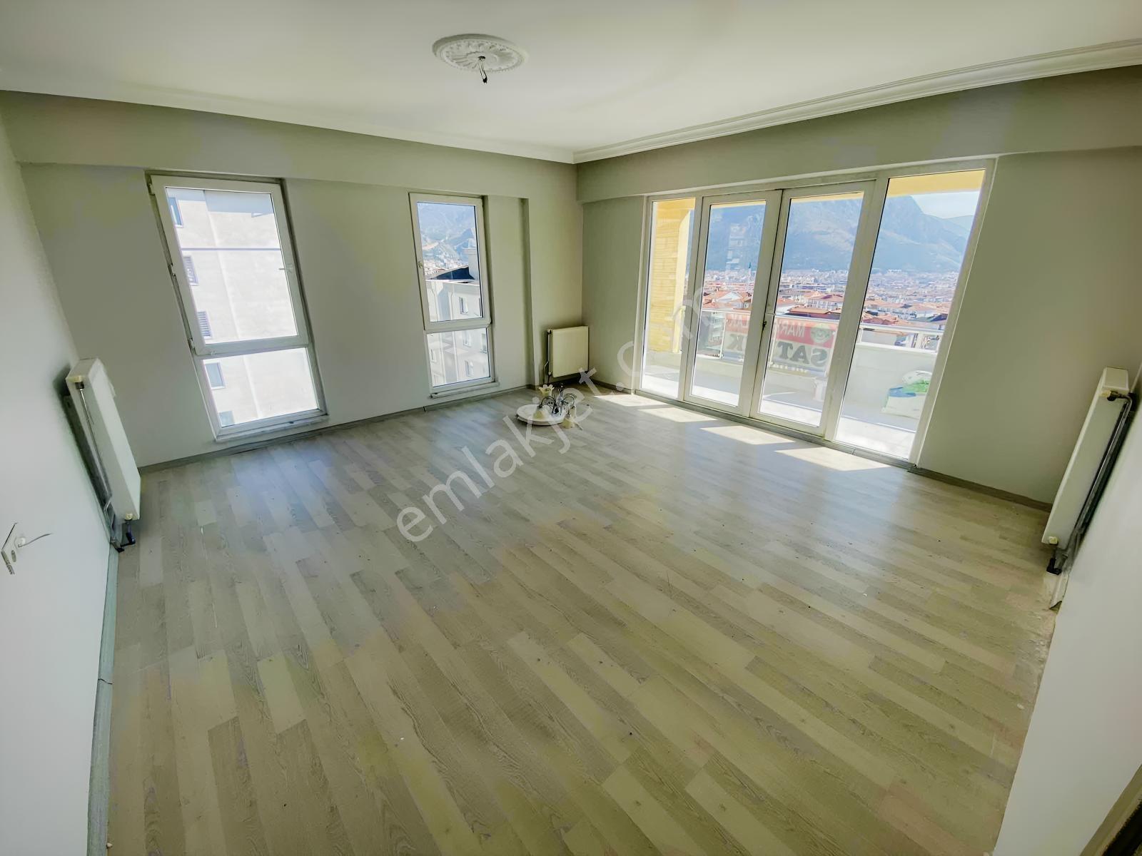 Markadan Şeyhcuide Takasa Açık Manzaralı Satılık 3+1 — fotoğraf 25