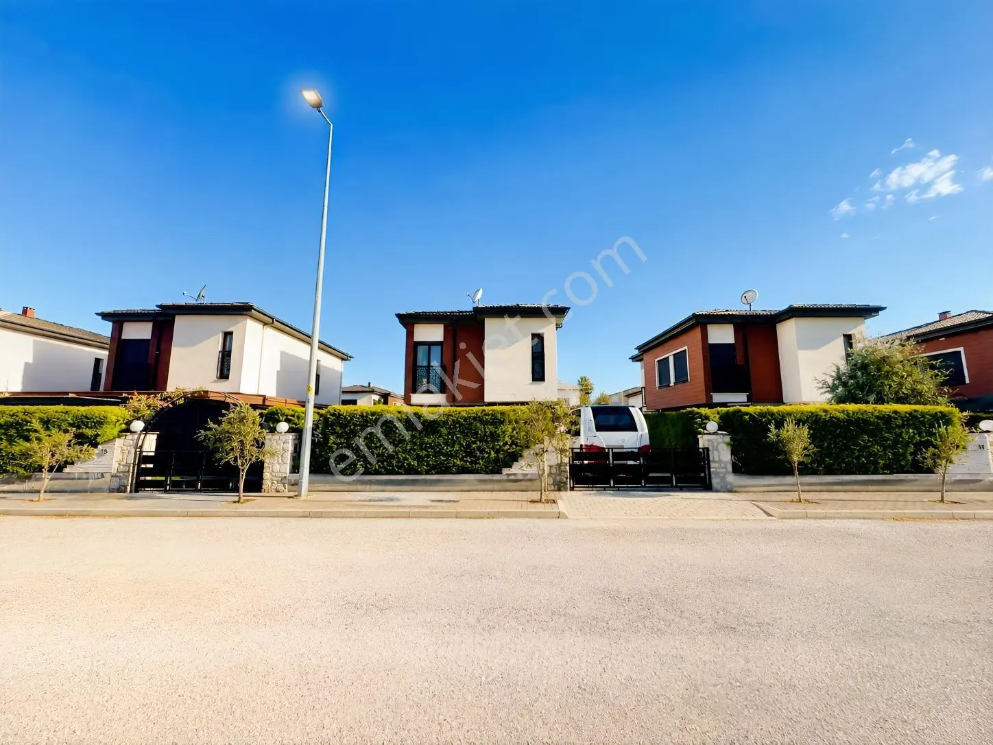 Denize Yakın,havuzlu Sitede Ferah Ve Havadar 3+1 Vill — fotoğraf 4