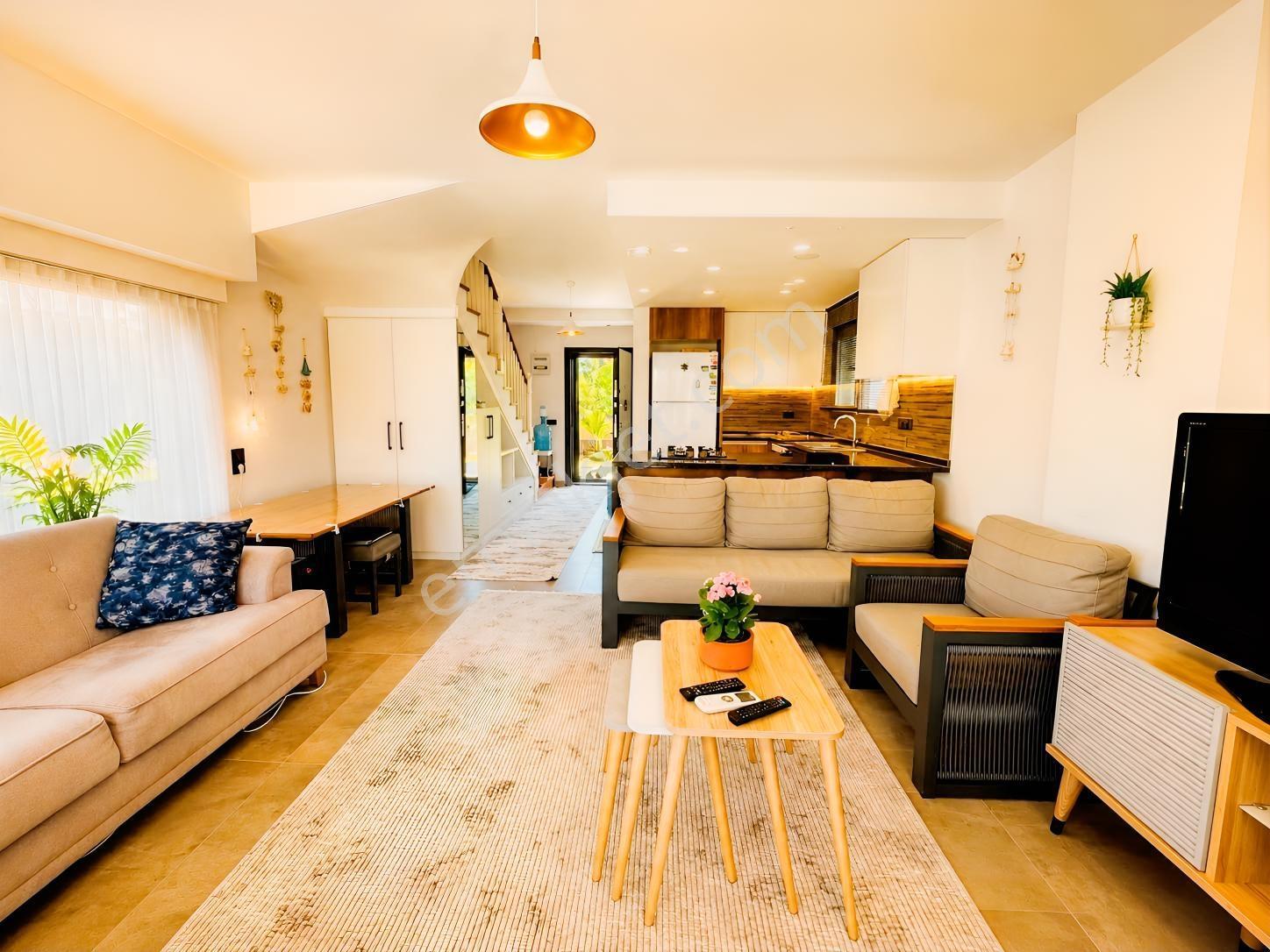 Denize Yakın,havuzlu Sitede Ferah Ve Havadar 3+1 Vill — fotoğraf 12
