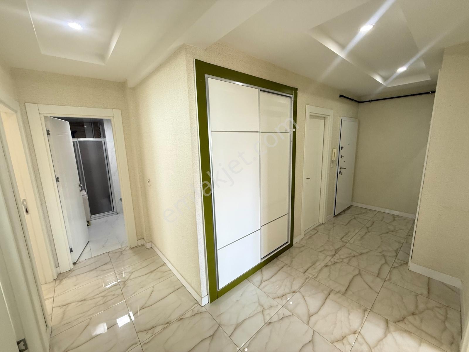 Bağcılar Ahmet Kaya Caddesinde 110m2 Ferah 2+1 — fotoğraf 10